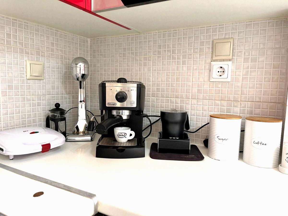Τequila Sunrise Apartment Ágios Pétros Екстериор снимка